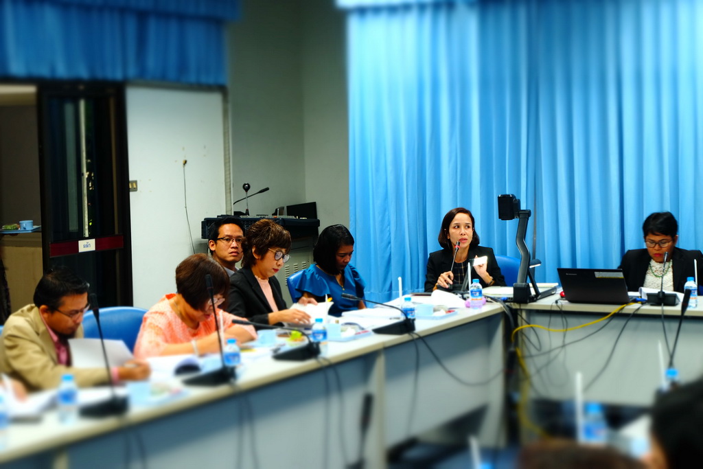 ประชุมสรุปผลการดำเนินงานโครงการพัฒนาครูเพื่อพัฒนาท้องถิ่นระยะการเข้าสู่วิชาชีพ (Induction Period) รุ่นปี พ.ศ. 2559 และ รุ่นปีพ.ศ. 2560 ของสถาบันผลิตครู เครือข่ายภาคใต้ตอนล่าง
