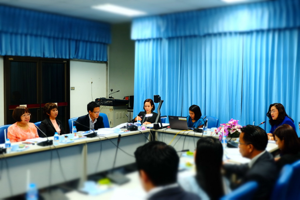 ประชุมสรุปผลการดำเนินงานโครงการพัฒนาครูเพื่อพัฒนาท้องถิ่นระยะการเข้าสู่วิชาชีพ (Induction Period) รุ่นปี พ.ศ. 2559 และ รุ่นปีพ.ศ. 2560 ของสถาบันผลิตครู เครือข่ายภาคใต้ตอนล่าง