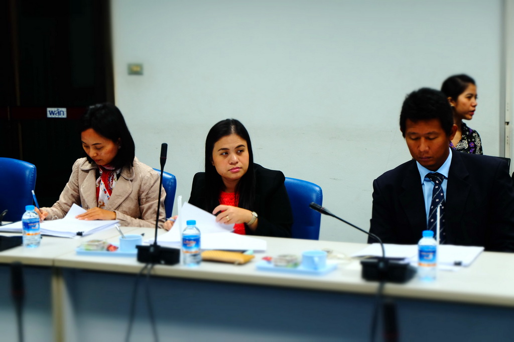 ประชุมสรุปผลการดำเนินงานโครงการพัฒนาครูเพื่อพัฒนาท้องถิ่นระยะการเข้าสู่วิชาชีพ (Induction Period) รุ่นปี พ.ศ. 2559 และ รุ่นปีพ.ศ. 2560 ของสถาบันผลิตครู เครือข่ายภาคใต้ตอนล่าง
