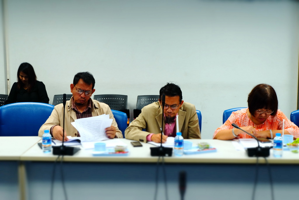 ประชุมสรุปผลการดำเนินงานโครงการพัฒนาครูเพื่อพัฒนาท้องถิ่นระยะการเข้าสู่วิชาชีพ (Induction Period) รุ่นปี พ.ศ. 2559 และ รุ่นปีพ.ศ. 2560 ของสถาบันผลิตครู เครือข่ายภาคใต้ตอนล่าง