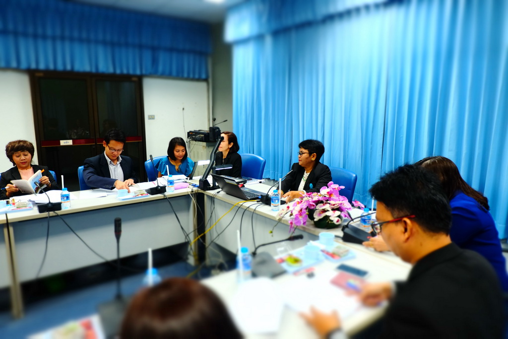 ประชุมสรุปผลการดำเนินงานโครงการพัฒนาครูเพื่อพัฒนาท้องถิ่นระยะการเข้าสู่วิชาชีพ (Induction Period) รุ่นปี พ.ศ. 2559 และ รุ่นปีพ.ศ. 2560 ของสถาบันผลิตครู เครือข่ายภาคใต้ตอนล่าง