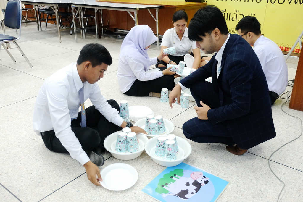โครงการฝึกอบรมเชิงปฏิบัติการทักษะการเข้าสังคม และเพิ่มความมั่นใจเพื่อเสริมสร้างบุคลิกภาพที่ดี