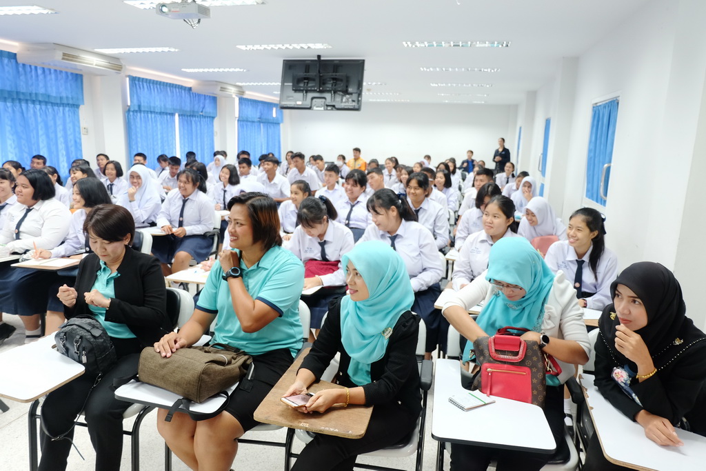 การศึกษาดูงานและแลกเปลี่ยนเรียนรู้ของโรงเรียนเทศบาล 2 (คลองจิหลาด)