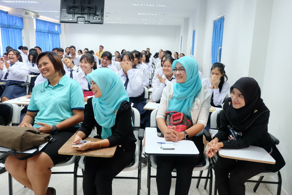 การศึกษาดูงานและแลกเปลี่ยนเรียนรู้ของโรงเรียนเทศบาล 2 (คลองจิหลาด)