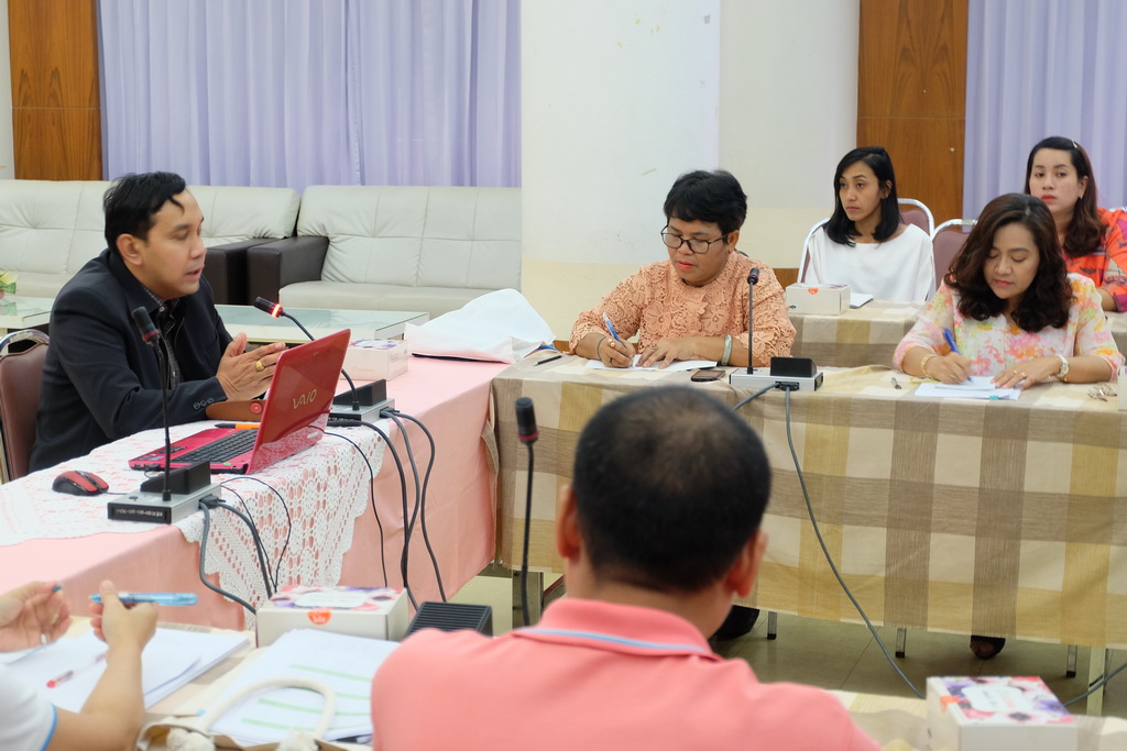 ฝ่ายแผนงานพบคณะศึกษาศาสตร์