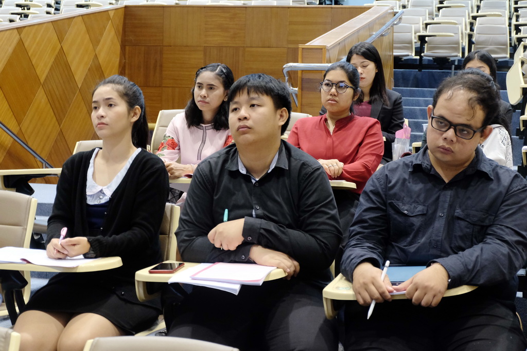 โครงการสัมมนาวิชาการ เรื่อง “การบูรณาการกระบวนทัศน์ทางปรัชญาการศึกษา แนวคิดและการวิพากษ์จิตวิทยา สังคมวิทยา และเศรษฐศาสตร์ ที่สำคัญต่อการพัฒนาคุณภาพการศึกษาอย่างยั่งยืน”