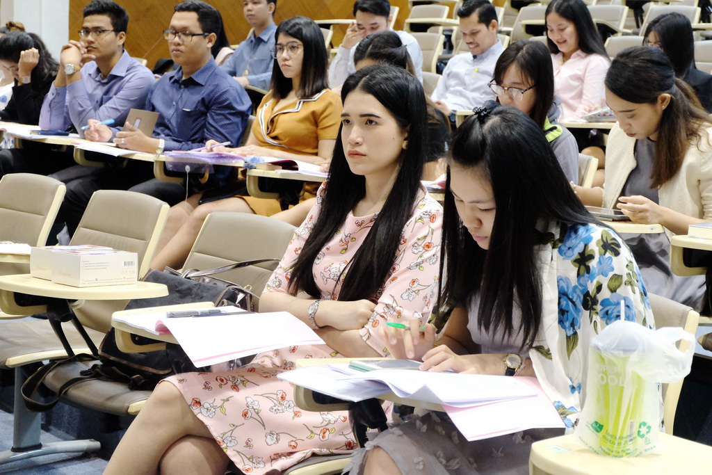 โครงการสัมมนาวิชาการ เรื่อง “การบูรณาการกระบวนทัศน์ทางปรัชญาการศึกษา แนวคิดและการวิพากษ์จิตวิทยา สังคมวิทยา และเศรษฐศาสตร์ ที่สำคัญต่อการพัฒนาคุณภาพการศึกษาอย่างยั่งยืน”