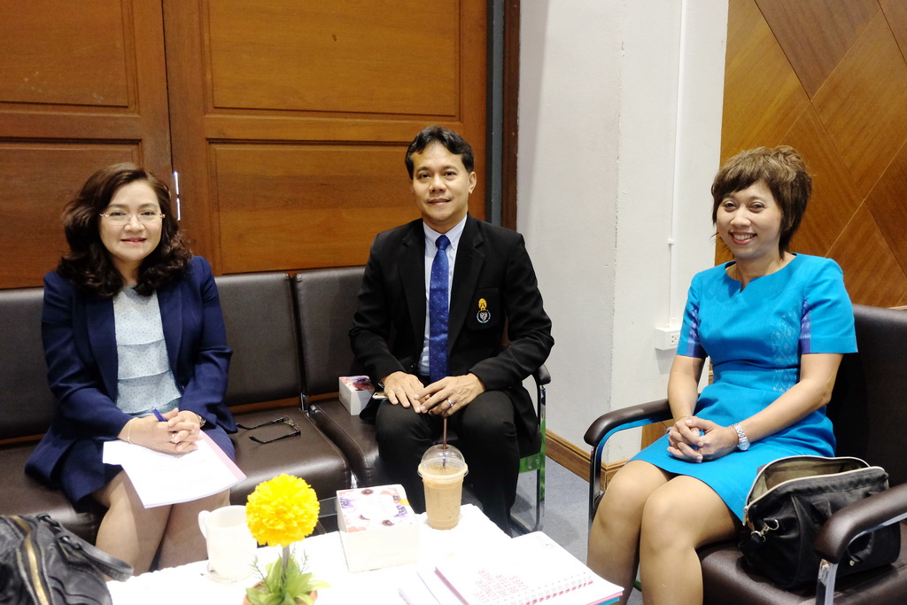 โครงการสัมมนาวิชาการ เรื่อง “การบูรณาการกระบวนทัศน์ทางปรัชญาการศึกษา แนวคิดและการวิพากษ์จิตวิทยา สังคมวิทยา และเศรษฐศาสตร์ ที่สำคัญต่อการพัฒนาคุณภาพการศึกษาอย่างยั่งยืน”