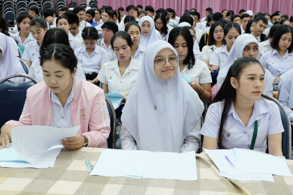 โครงการสัมมนานิสิตระหว่างปฏิบัติการสอนในสถานศึกษา สำหรับนิสิตหลักสูตรการศึกษาบัณฑิต (หลักสูตร 5 ปี) และหลักสูตรการศึกษามหาบัณฑิต (สาขาวิชาการสอนวิทยาศาสตร์ คณิตศาสตร์ และคอมพิวเตอร์) ประจำภาคเรียนปลาย ปีการศึกษา 2561