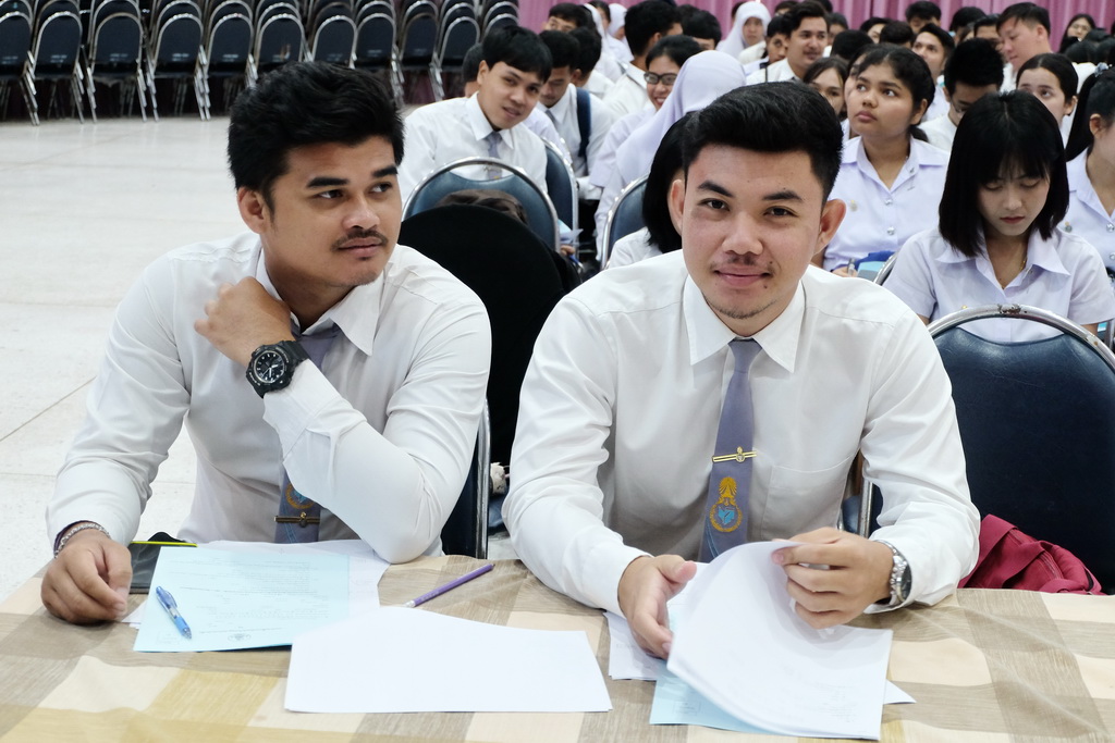 โครงการสัมมนานิสิตระหว่างปฏิบัติการสอนในสถานศึกษา สำหรับนิสิตหลักสูตรการศึกษาบัณฑิต (หลักสูตร 5 ปี) และหลักสูตรการศึกษามหาบัณฑิต (สาขาวิชาการสอนวิทยาศาสตร์ คณิตศาสตร์ และคอมพิวเตอร์) ประจำภาคเรียนปลาย ปีการศึกษา 2561