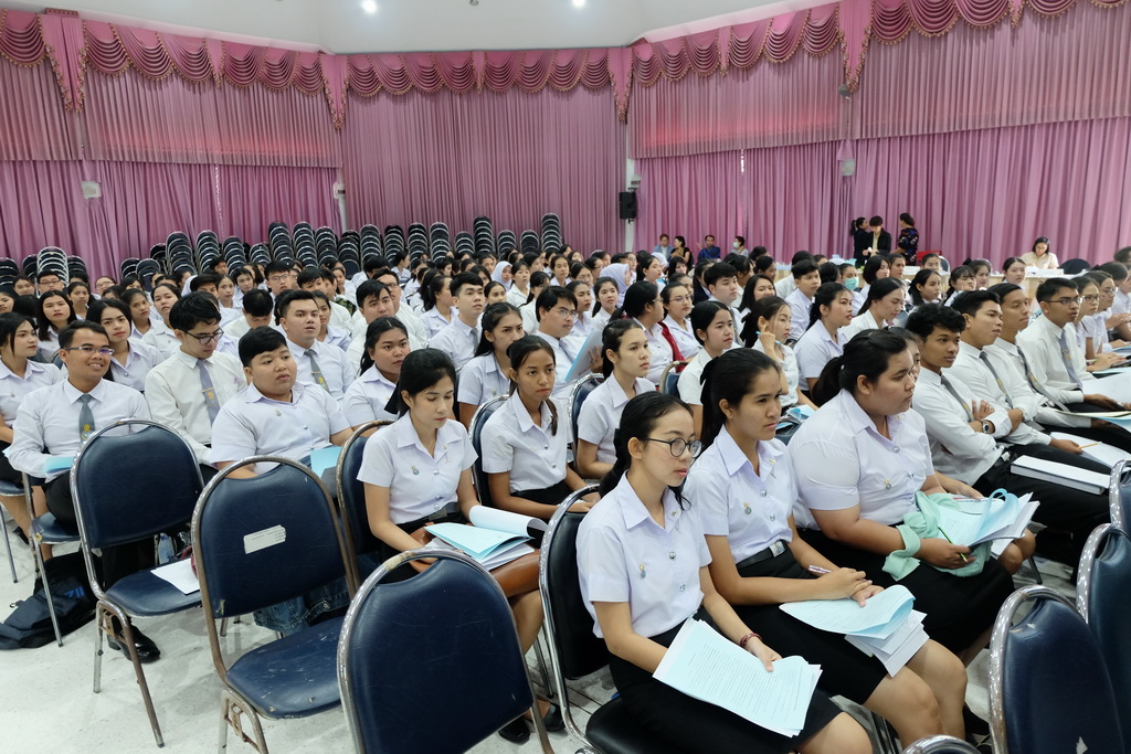 โครงการสัมมนานิสิตระหว่างปฏิบัติการสอนในสถานศึกษา สำหรับนิสิตหลักสูตรการศึกษาบัณฑิต (หลักสูตร 5 ปี) และหลักสูตรการศึกษามหาบัณฑิต (สาขาวิชาการสอนวิทยาศาสตร์ คณิตศาสตร์ และคอมพิวเตอร์) ประจำภาคเรียนปลาย ปีการศึกษา 2561