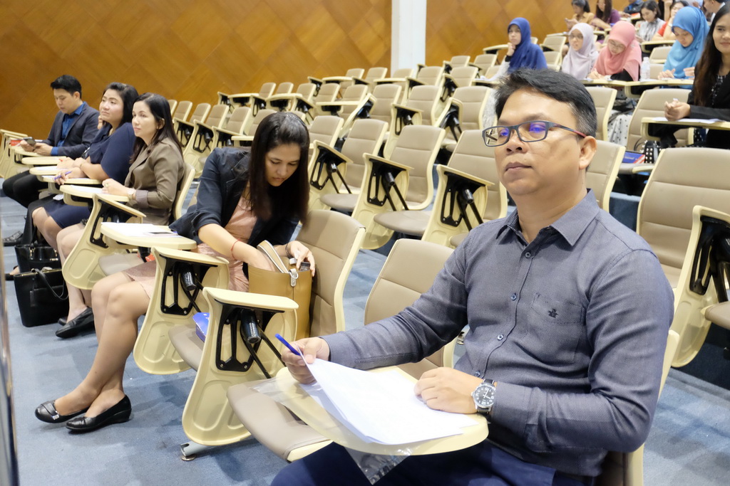 ประชุมรับฟังการชี้แจงการการนิเทศหนุนเสริมการเรียนรู้ การจัดทำบทความวิจัย และติดตามความก้าวหน้าในการทำบทความวิจัย