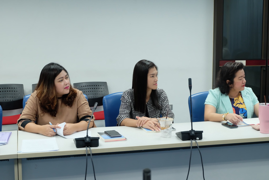 ประชุมผู้บริหารและประธานสาขาวิชาของคณะศึกษาศาสตร์