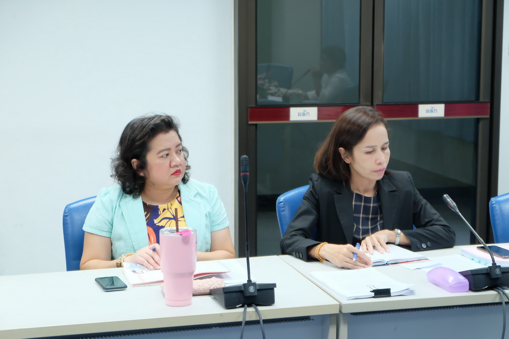 ประชุมผู้บริหารและประธานสาขาวิชาของคณะศึกษาศาสตร์