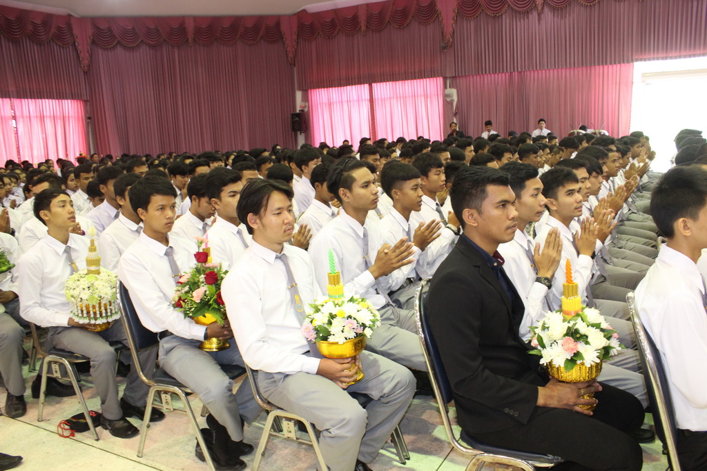 พิธีไหว้ครู ประจำปีการศึกษา 2560 ณ หอประชุมปาริชาต มหาวิทยาลัยทักษิณ