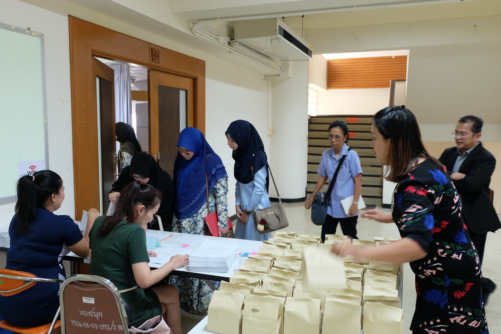 การประชุมผู้บริหารโรงเรียนเครือข่ายการพัฒนาวิชาชีพครูด้วยนวัตกรรมการศึกษาชั้นเรียน (Lesson Study) และวิธีการแบบเปิด (Open Approach)