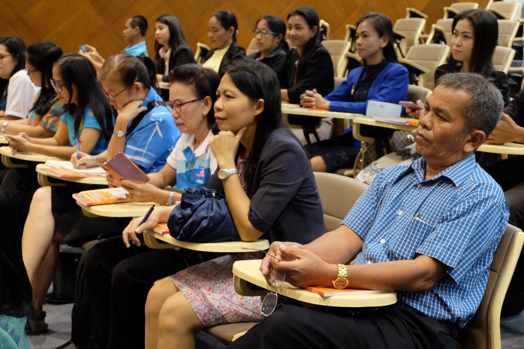 โครงการอบรมเชิงปฏิบัติการสำหรับโรงเรียนในทุกสังกัดในหัวข้อเรื่อง “กระบวนการคิดเชิงคำนวณเพื่อสนับสนุนการสอน coding กับกระบวนการออกแบบเชิงวิศวกรรมและคณิตศาสตร์ วิทยาศาสตร์ ภูมิศาสตร์แนวใหม่ ของหลักสูตรฯ ฉบับปรับปรุง พ.ศ.2560”