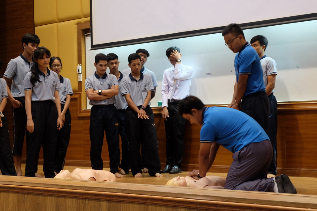 โครงการ “พัฒนาทักษะการจัดกระบวนการเรียนรู้ของนิสิตหมวดวิชาชีพครู”