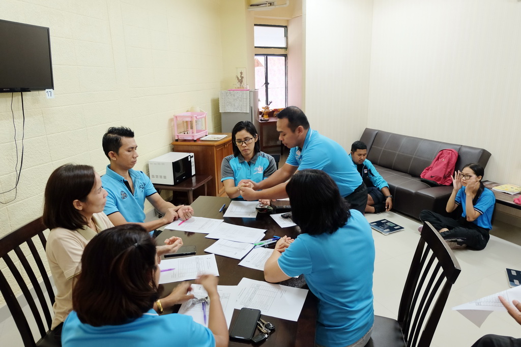 โครงการเสริมสร้างมหาวิทยาลัยแห่งความสุข (Happy University) คณะศึกษาศาสตร์ (Happy Workplace) : “ยืดเส้น ยืดสาย”