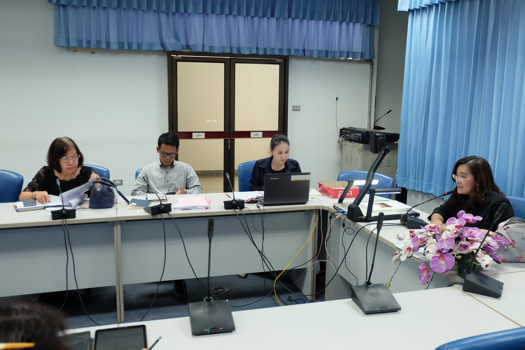 ประชุมพิจารณา หารือ ในการดำเนินการนิเทศหนุนเสริม และการจัดประชุมวิชาการนำเสนอนวัตกรรมโครงการพัฒนาครูเพื่อพัฒนาท้องถิ่นระยะการเข้าสู่วิชาชีพ รุ่น ปี พ.ศ.2560 ของสถาบันเครือข่ายผลิตครู ภาคใต้ตอนล่าง