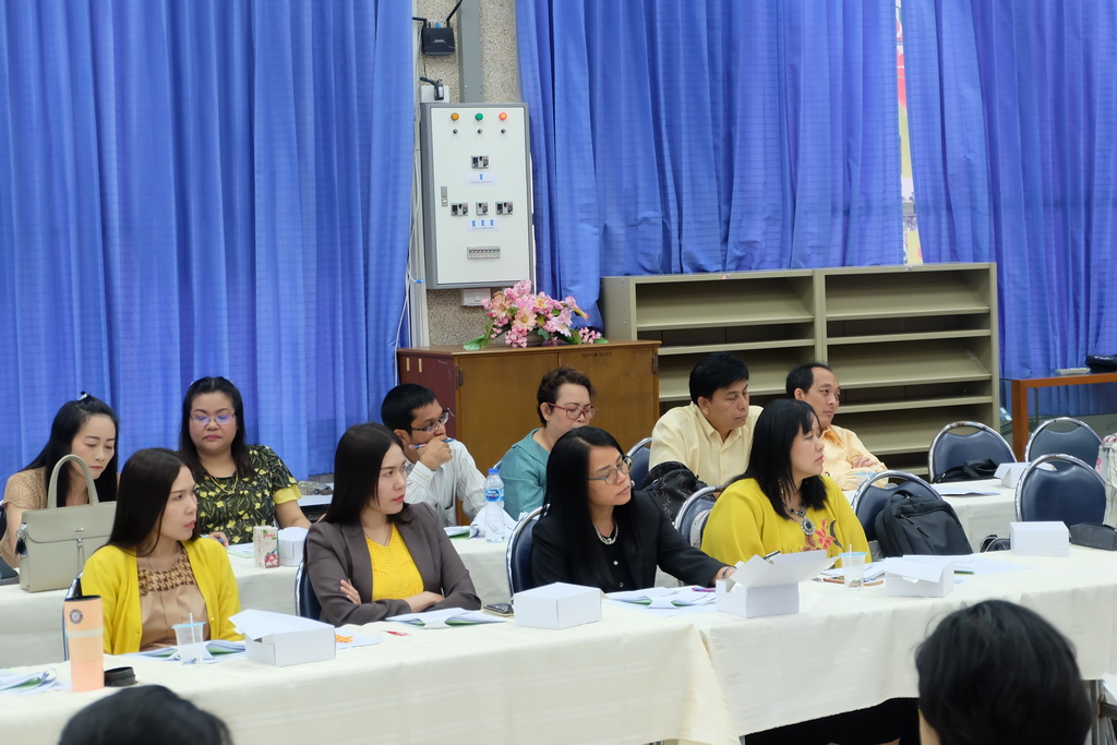 โครงการพัฒนาศักยภาพบุคลากร "การพัฒนาผลงานทางวิชาการเพื่อขอกำหนดตำแหน่งทางวิชาการ : ความคลาดเคลื่อนของการวิจัยทางการศึกษา"