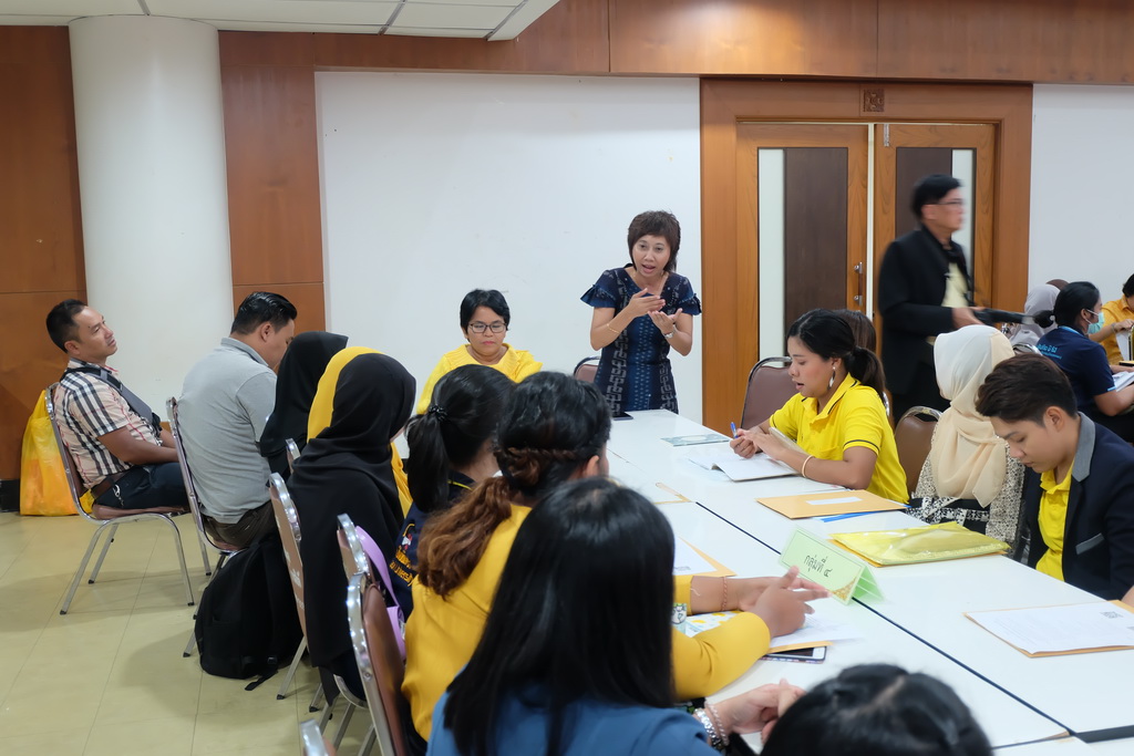 โครงการสัมมนานิสิตระหว่างปฏิบัติการสอนในสถานศึกษา ครั้งที่ 2 สำหรับนิสิตหลักสูตรประกาศนียบัตรบัณฑิต สาขาวิชา วิชาชีพครู (ภาคพิเศษ) ประจำภาคเรียนต้น ปีการศึกษา 2562