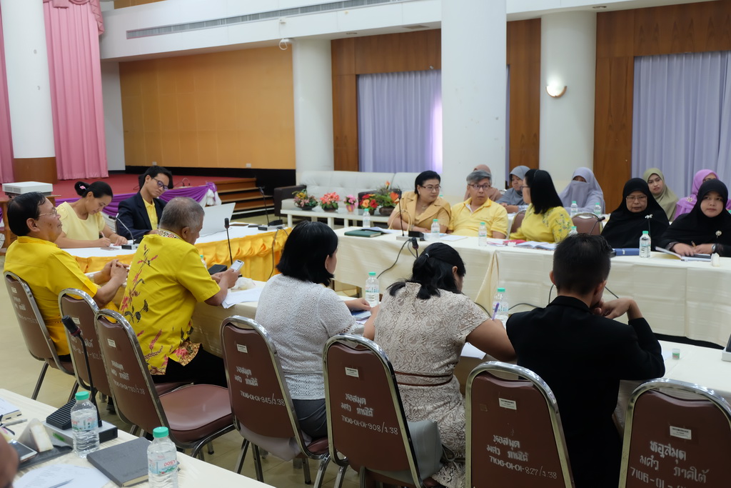 การประชุมผู้บริหารโรงเรียนเครือข่าย “การพัฒนาวิชาชีพครูด้วยนวัตกรรมการศึกษาชั้นเรียน (Lesson Study) และวิธีการแบบเปิด (Open Approach)