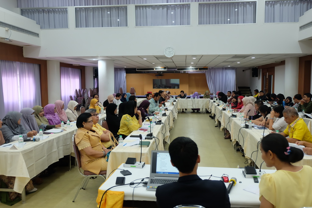 การประชุมผู้บริหารโรงเรียนเครือข่าย “การพัฒนาวิชาชีพครูด้วยนวัตกรรมการศึกษาชั้นเรียน (Lesson Study) และวิธีการแบบเปิด (Open Approach)