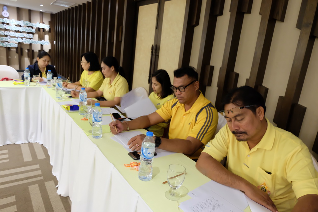 โครงการสัมมนาแลกเปลี่ยนเรียนรู้การปฏิบัติงานสำนักงานคณะศึกษาศาสตร์