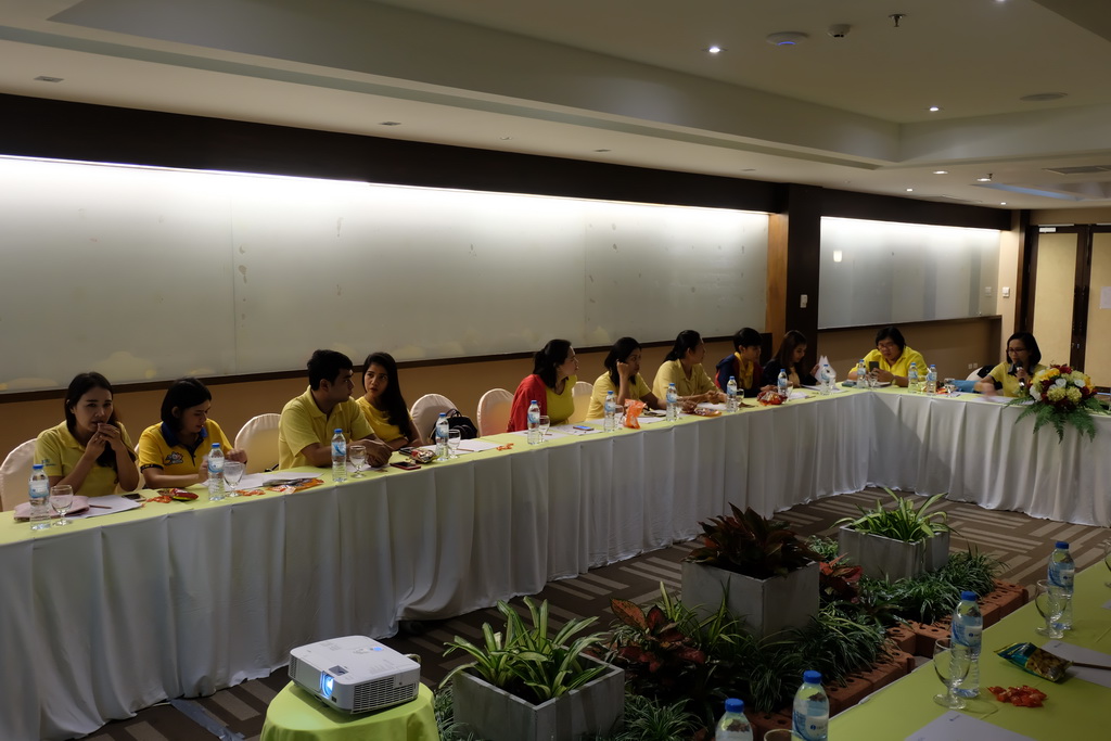 โครงการสัมมนาแลกเปลี่ยนเรียนรู้การปฏิบัติงานสำนักงานคณะศึกษาศาสตร์