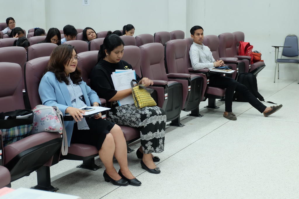 โครงการสัมมนานิสิตระหว่างปฏิบัติการสอนในสถานศึกษาสำหรับนิสิตหลักสูตรการศึกษาบัณฑิต (หลักสูตร 5 ปี)และหลักสูตรการศึกษามหาบัณฑิต (สาขาวิชาการสอนวิทยาศาสตร์ คณิตศาสตร์ และคอมพิวเตอร์) ประจำภาคเรียนต้น ประจำปีการศึกษา 2562