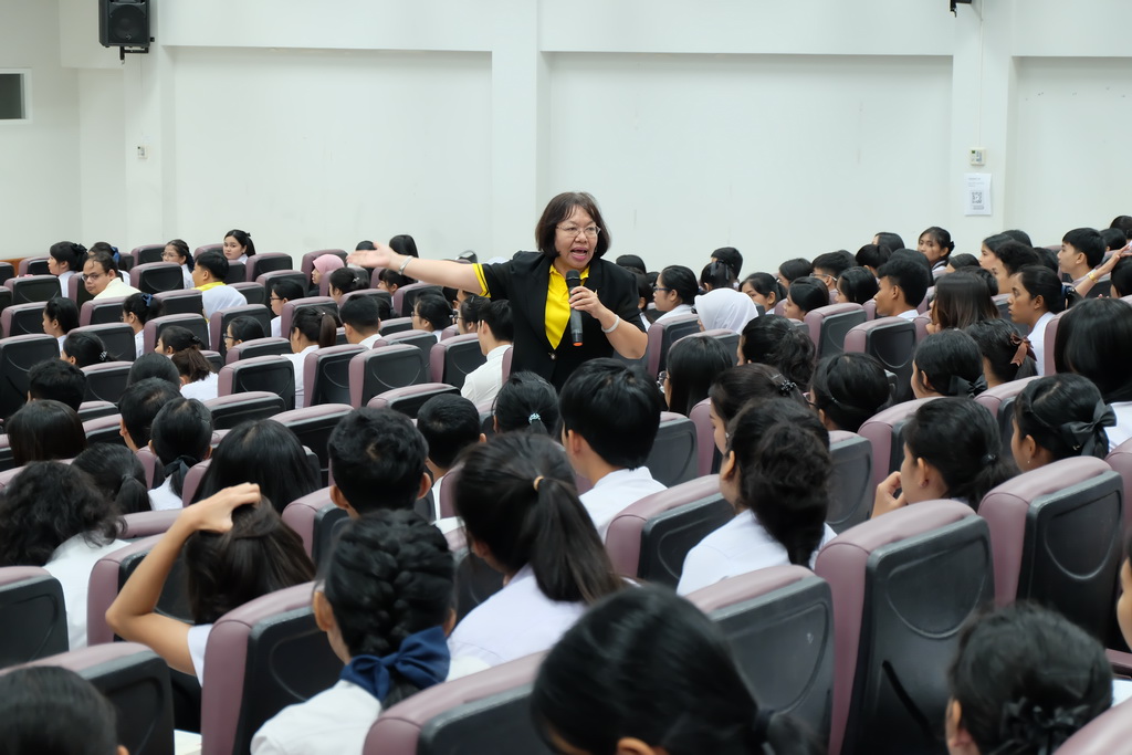 โครงการสัมมนานิสิตระหว่างปฏิบัติการสอนในสถานศึกษาสำหรับนิสิตหลักสูตรการศึกษาบัณฑิต (หลักสูตร 5 ปี)และหลักสูตรการศึกษามหาบัณฑิต (สาขาวิชาการสอนวิทยาศาสตร์ คณิตศาสตร์ และคอมพิวเตอร์) ประจำภาคเรียนต้น ประจำปีการศึกษา 2562