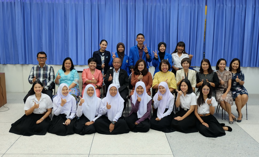 โครงการแลกเปลี่ยนนักศึกษาในภูมิภาคเอเชียตะวันออกเฉียงใต้ (Pre-Service Student Teacher Exchange in Southeast Asia : SEA-Teacher Project)