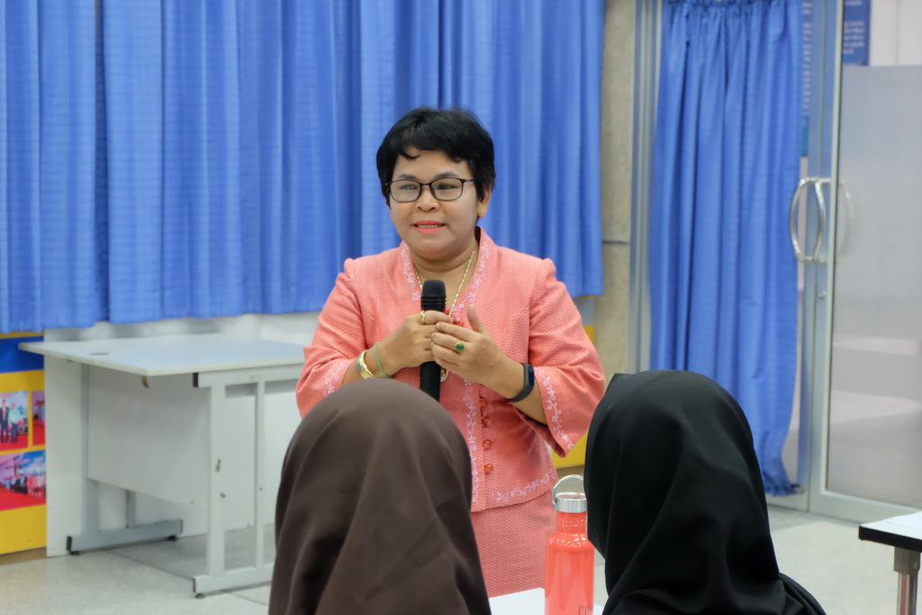 โครงการแลกเปลี่ยนนักศึกษาในภูมิภาคเอเชียตะวันออกเฉียงใต้ (Pre-Service Student Teacher Exchange in Southeast Asia : SEA-Teacher Project)