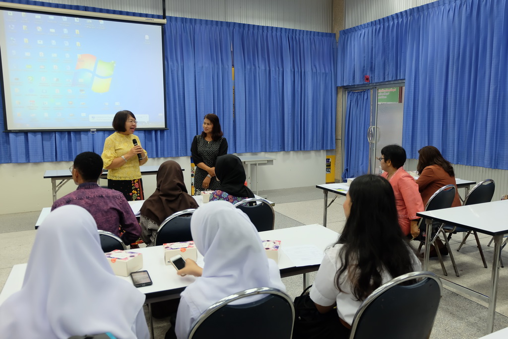 โครงการแลกเปลี่ยนนักศึกษาในภูมิภาคเอเชียตะวันออกเฉียงใต้ (Pre-Service Student Teacher Exchange in Southeast Asia : SEA-Teacher Project)