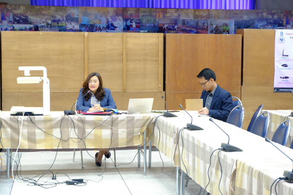การประชุมเชิงปฏิบัติการ : การพัฒนากระบวนการจัดการเรียนรู้โดยใช้ชุมชนเป็นฐาน (หมวดวิชาชีพครู หลักสูตร 4 ปี) ครั้งที่ 2