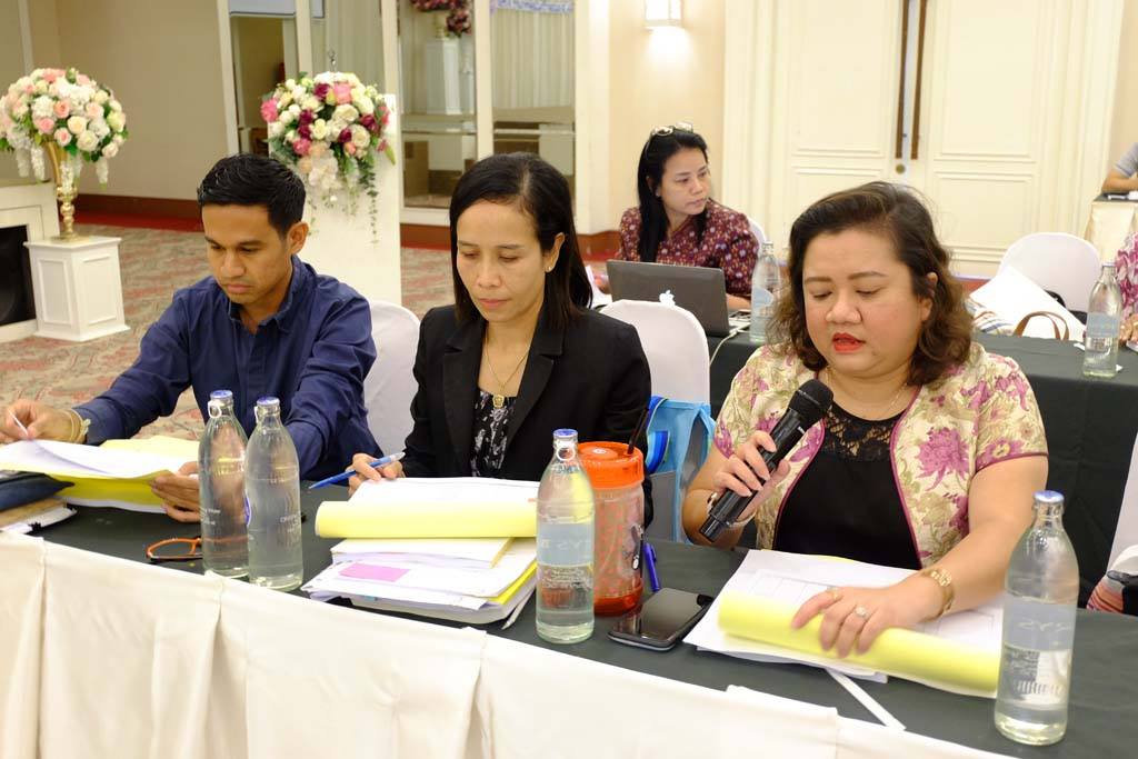 การประชุมพบประชาคมคณะศึกษาศาสตร์