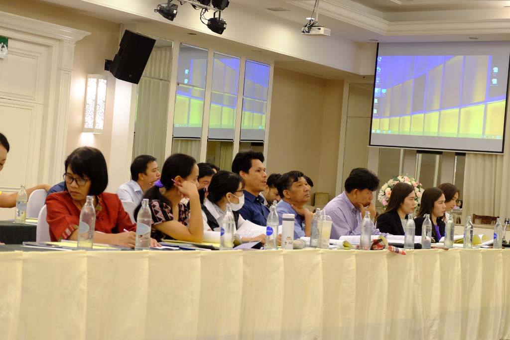 การประชุมพบประชาคมคณะศึกษาศาสตร์