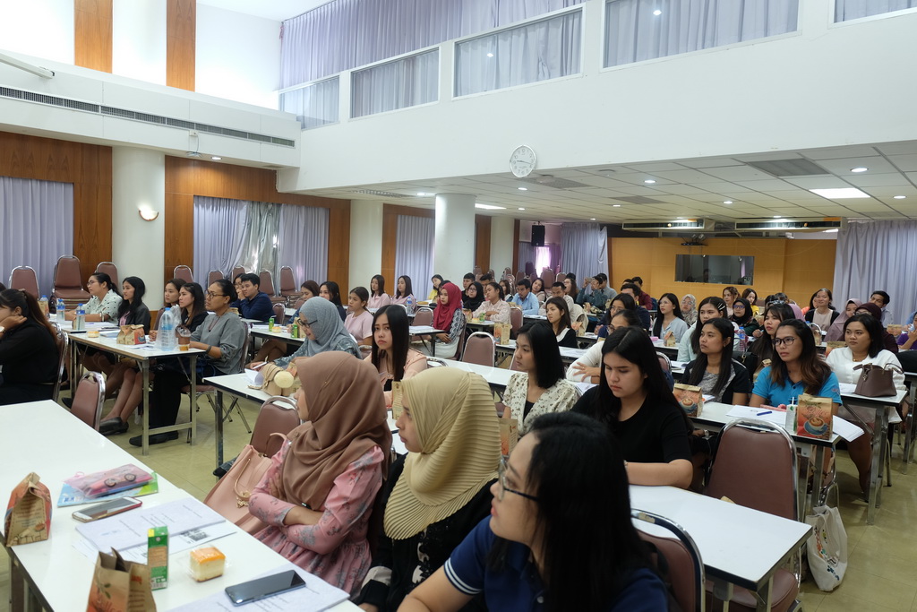 โครงการเตรียมความพร้อมและปฐมนิเทศนิสิตก่อนออกปฏิบัติการสอน สำหรับนิสิตหลักสูตรประกาศนียบัตรบัณฑิต สาขาวิชาวิชาชีพครู (ภาคพิเศษ)