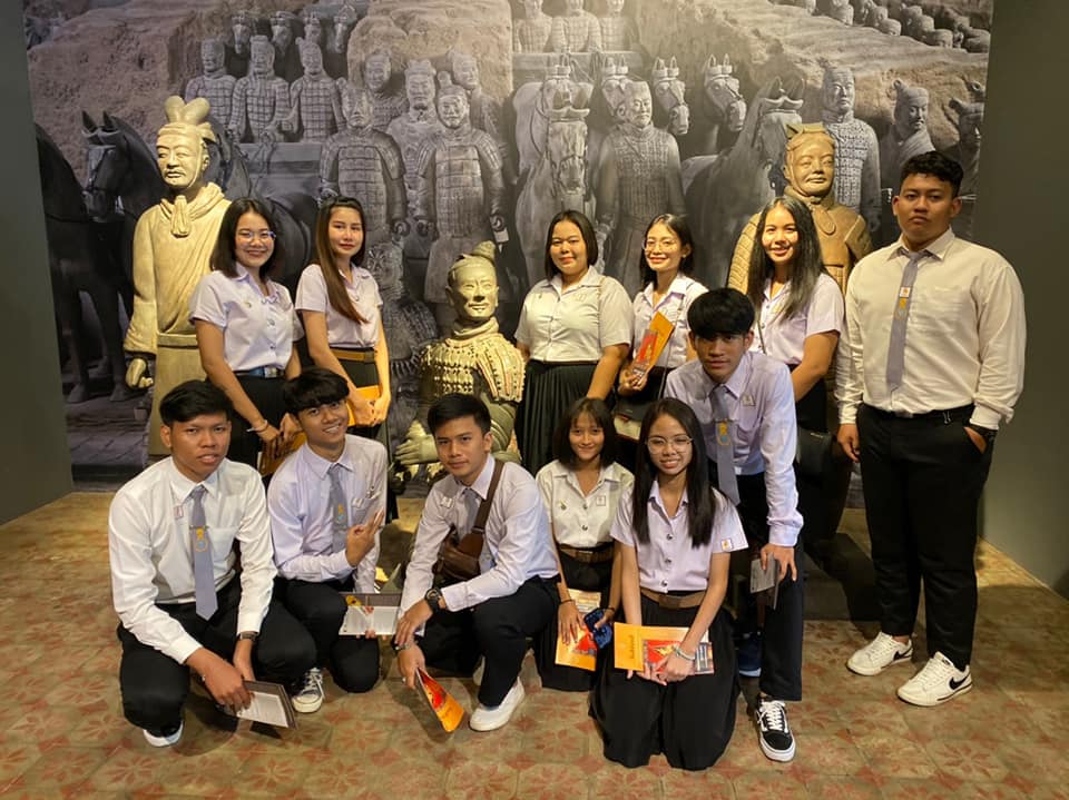 โครงการทัศนางานศิลป์สู่กระบวนการเรียนรู้ทางศิลปศึกษา โดยมีนิสิตชั้นปีที่3 และอาจารย์ในหลักสูตรศิลปศึกษาเข้าร่วมในโครงการ ณ พิพิธภัณฑสถานแห่งชาติ พระนคร  นิทรรศน์รัตนโกสินทร์ พิพิธภัณฑ์ศิลปะร่วมสมัยMOCA หอประชุมใหญ่ ศูนย์วัฒนธรรมแห่งประเทศไทย กรุงเทพมหานคร