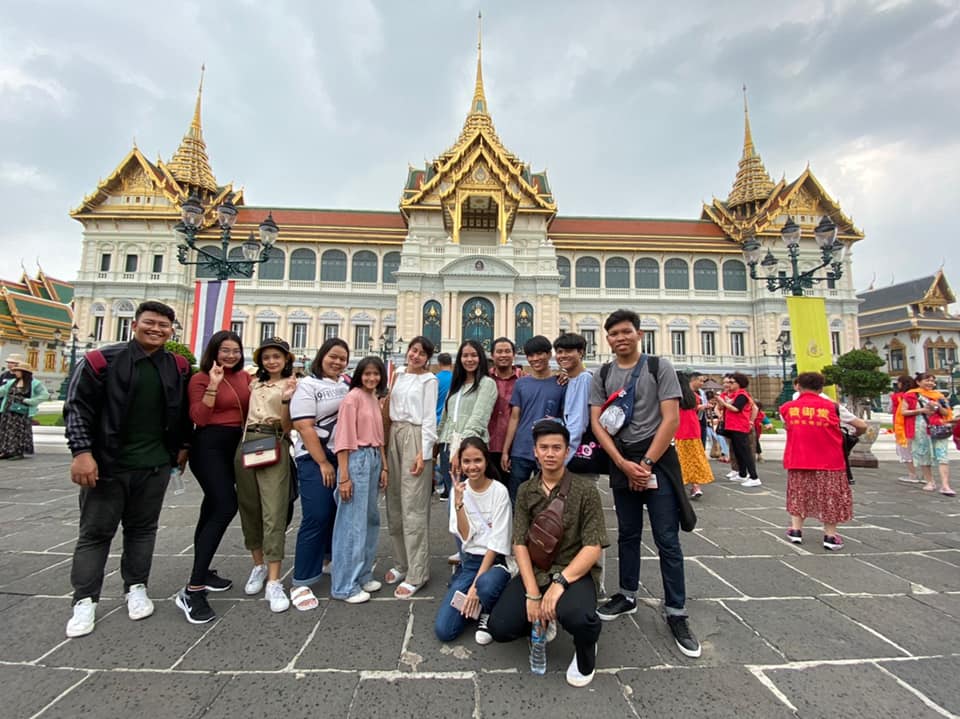 โครงการทัศนางานศิลป์สู่กระบวนการเรียนรู้ทางศิลปศึกษา โดยมีนิสิตชั้นปีที่3 และอาจารย์ในหลักสูตรศิลปศึกษาเข้าร่วมในโครงการ ณ พิพิธภัณฑสถานแห่งชาติ พระนคร  นิทรรศน์รัตนโกสินทร์ พิพิธภัณฑ์ศิลปะร่วมสมัยMOCA หอประชุมใหญ่ ศูนย์วัฒนธรรมแห่งประเทศไทย กรุงเทพมหานคร