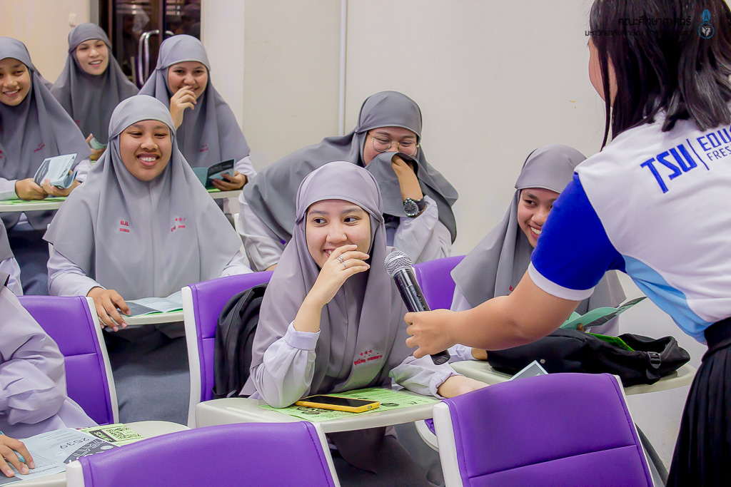 คณะศึกษาศาสตร์เข้าร่วมแนะนำหลักสูตรแก่คณะศึกษาดูงานจากโรงเรียนอัตตัรกียะห์อิสลามียะห์