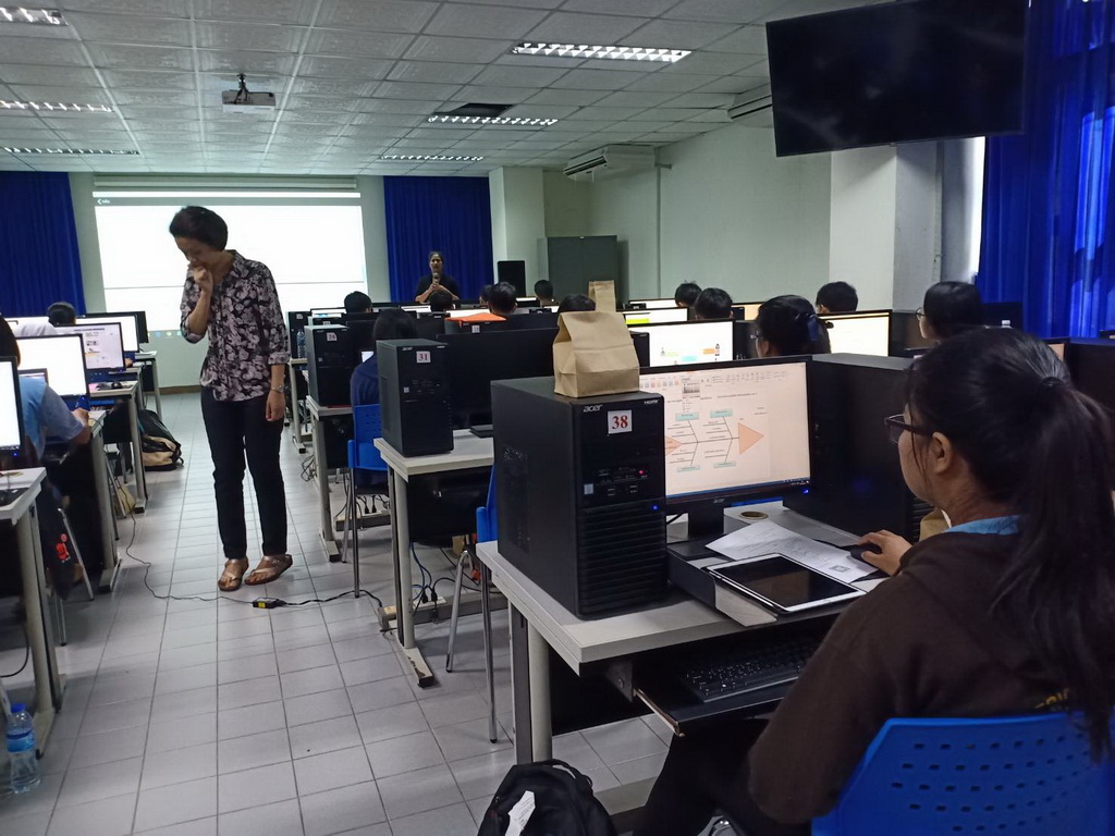 โครงการสร้างความเข้าใจและติดตามความก้าวหน้าในการใช้งาน Application : trainflix.com กับการจัดกิจกรรมเสริมสร้างกระบวนการชุมชนแห่งการเรียนรู้ทางวิชาชีพ เพื่อพัฒนาจรรยาบรรณวิชาชีพผ่านระบบเทคโนโลยีสารสนเทศ (Ethics in Professional Learning Community : E-PLC)