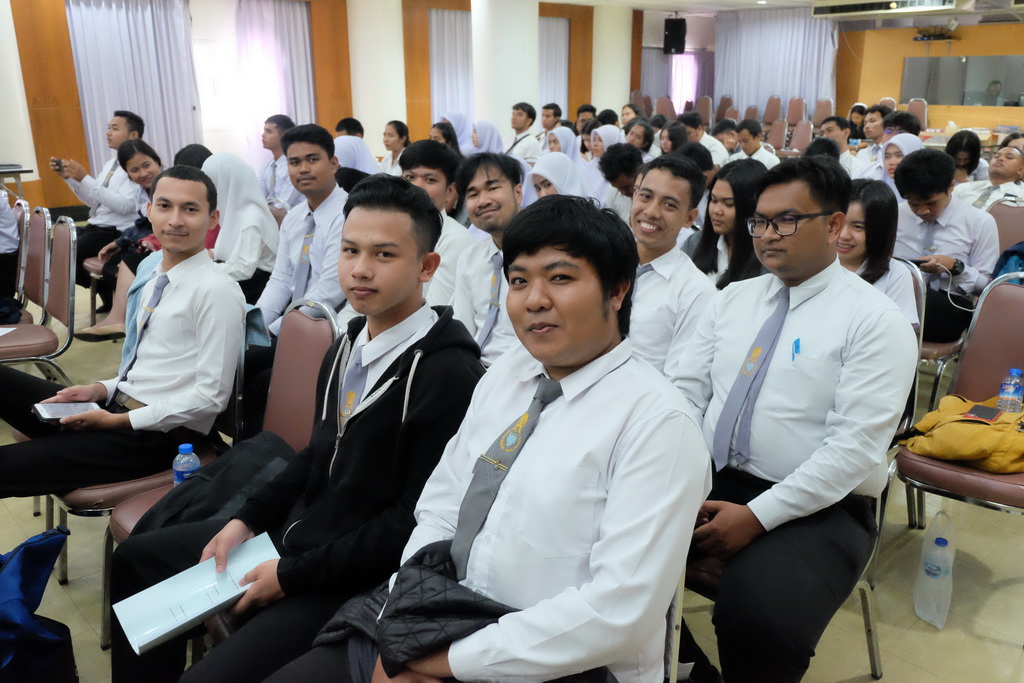 โครงการสัมมนาหลังฝึกปฏิบัติการวิชาชีพนิสิตวิชาเอกเทคโนโลยีและสื่อสารการศึกษา