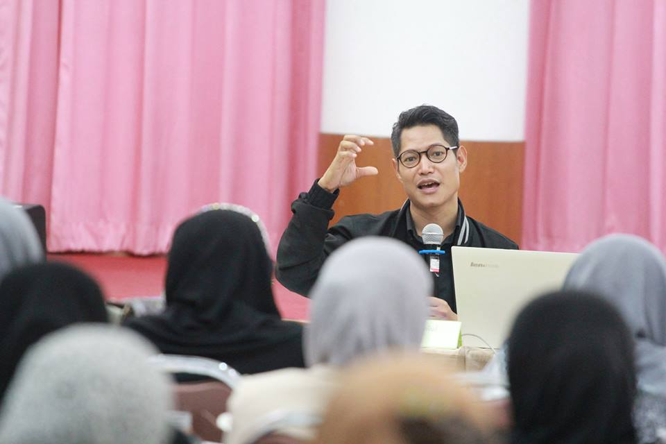 การอบรมเชิงปฏิบัติการ “การพัฒนาวิชาชีพครูคณิตศาสตร์ด้วยนวัตกรรมการศึกษาชั้นเรียน (Lesson Study) และวิธีการแบบเปิด (Open Approach) คณะศึกษาศาสตร์ มหาวิทยาลัยทักษิณ (กลุ่มที่ 2)