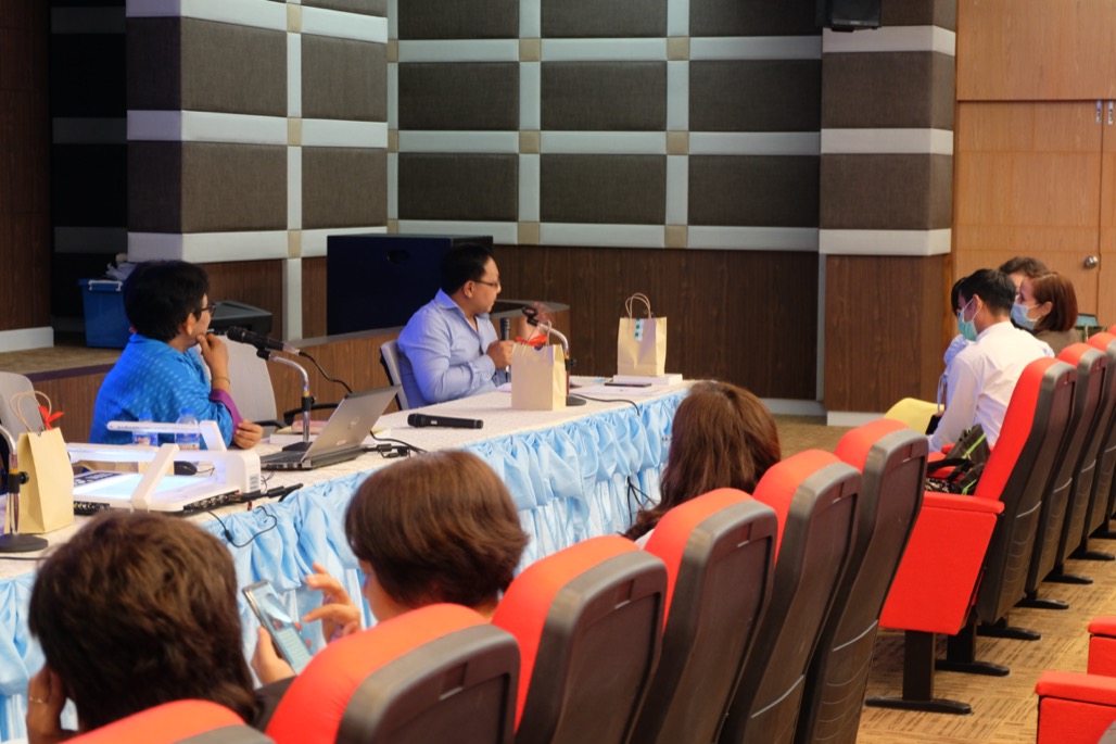 การประชุมพบประชาคมคณะศึกษาศาสตร์