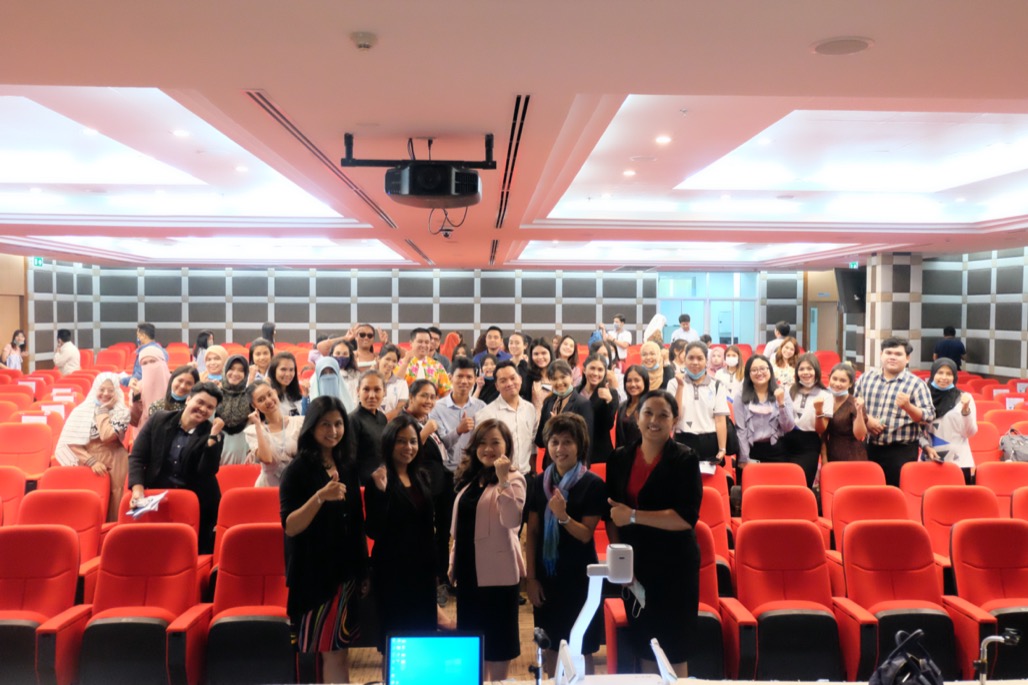 โครงการสัมมนานิสิตระหว่างปฏิบัติการสอนในสถานศึกษา ครั้งที่ 2 สำหรับนิสิตหลักสูตรประกาศนียบัตรบัณฑิต สาขาวิชา วิชาชีพครู(ภาคพิเศษ)