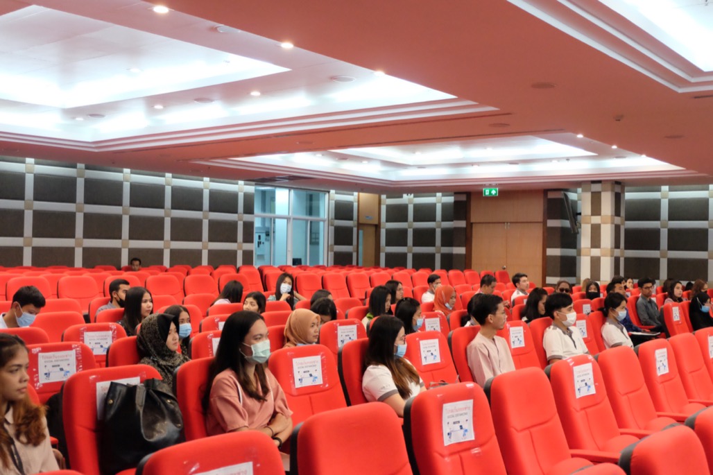 โครงการสัมมนานิสิตระหว่างปฏิบัติการสอนในสถานศึกษา ครั้งที่ 2 สำหรับนิสิตหลักสูตรประกาศนียบัตรบัณฑิต สาขาวิชา วิชาชีพครู(ภาคพิเศษ)
