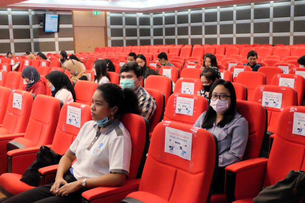 โครงการสัมมนานิสิตระหว่างปฏิบัติการสอนในสถานศึกษา ครั้งที่ 2 สำหรับนิสิตหลักสูตรประกาศนียบัตรบัณฑิต สาขาวิชา วิชาชีพครู(ภาคพิเศษ)