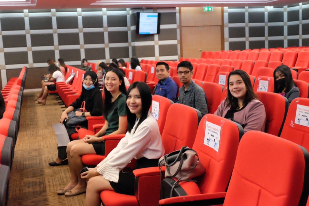 โครงการสัมมนานิสิตระหว่างปฏิบัติการสอนในสถานศึกษา ครั้งที่ 2 สำหรับนิสิตหลักสูตรประกาศนียบัตรบัณฑิต สาขาวิชา วิชาชีพครู(ภาคพิเศษ)